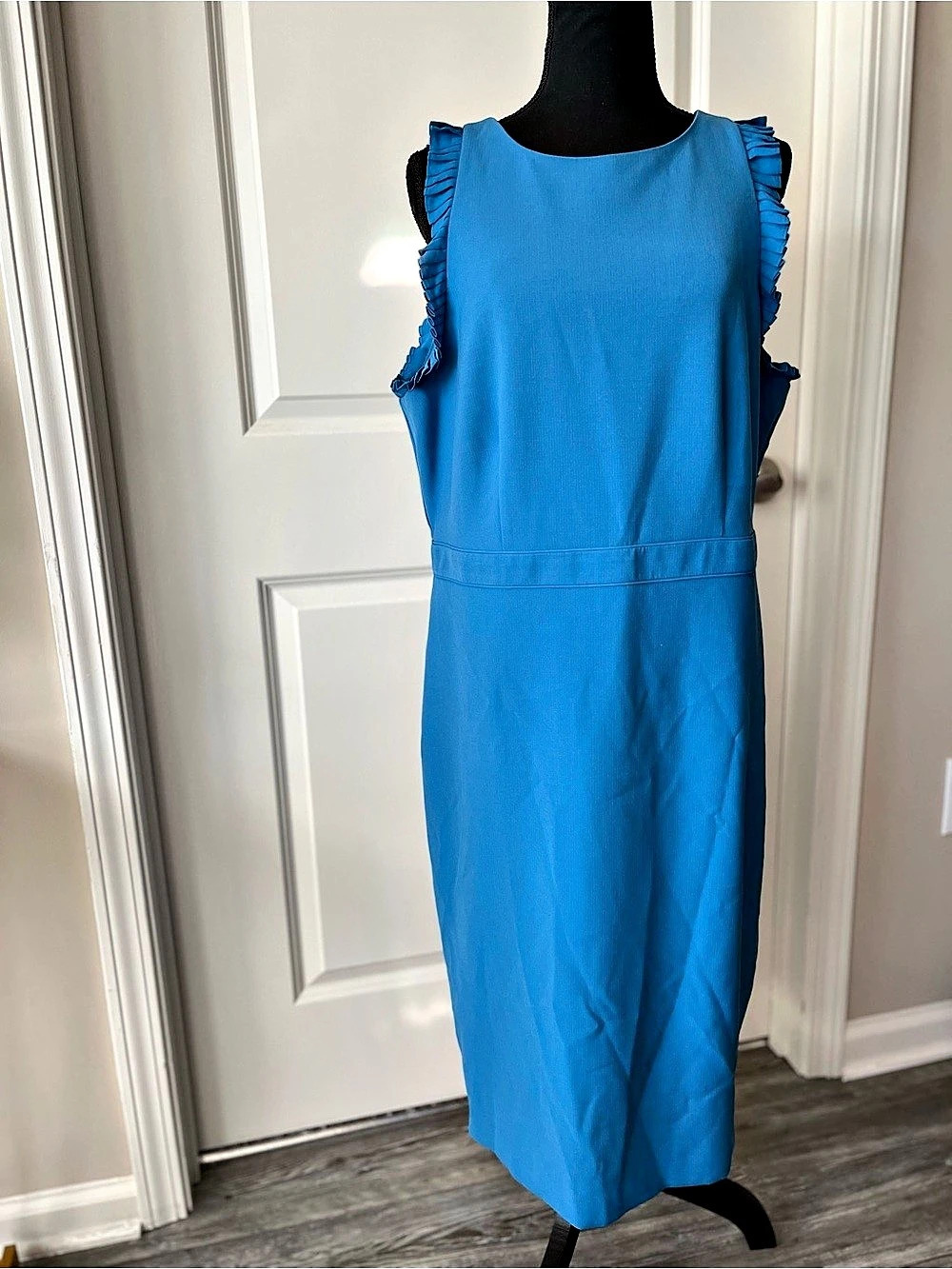 Ann Taylor Blue Ruffle Sleeveless Midi Dress Size 14T